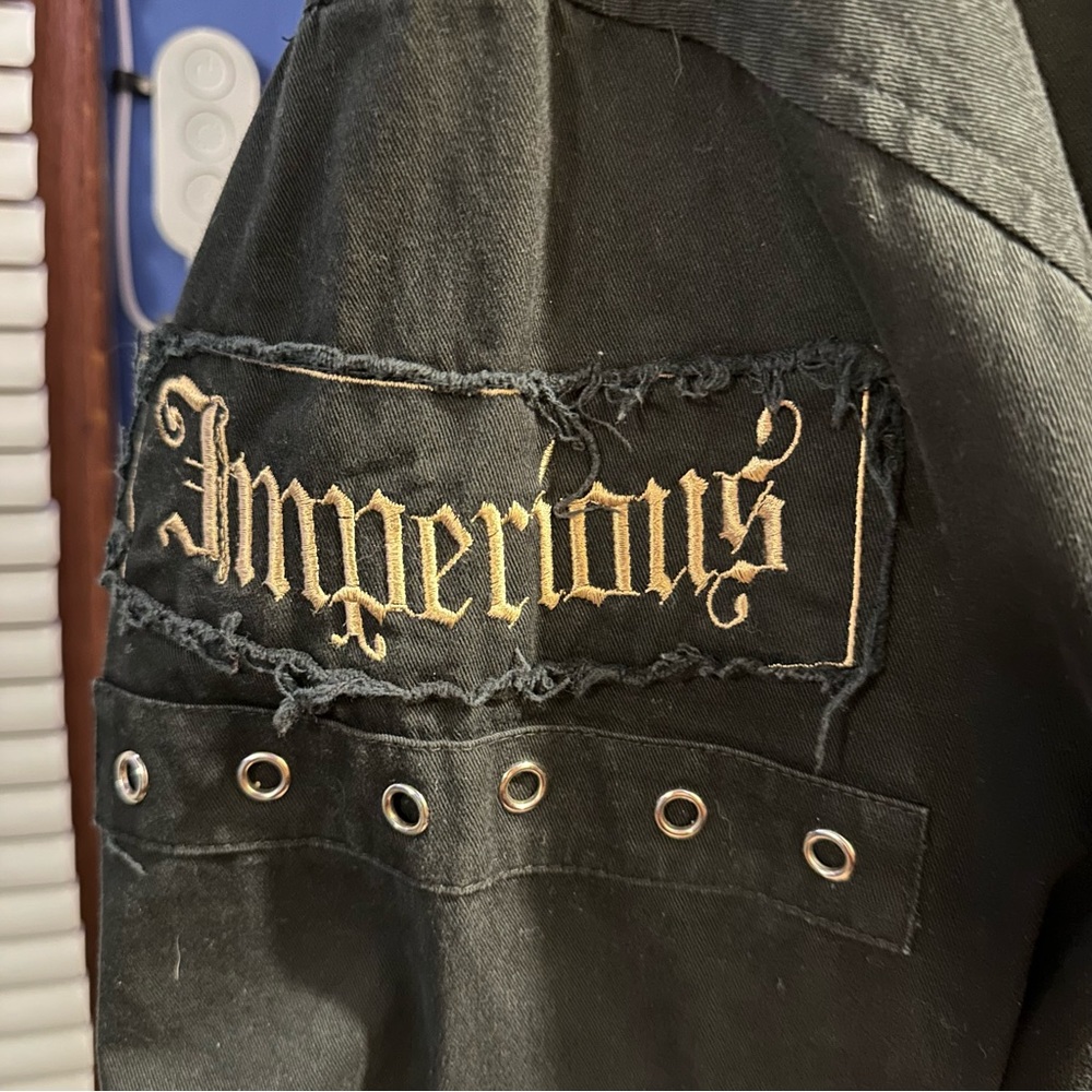 Imperious Shacket - Picture 4 of 5